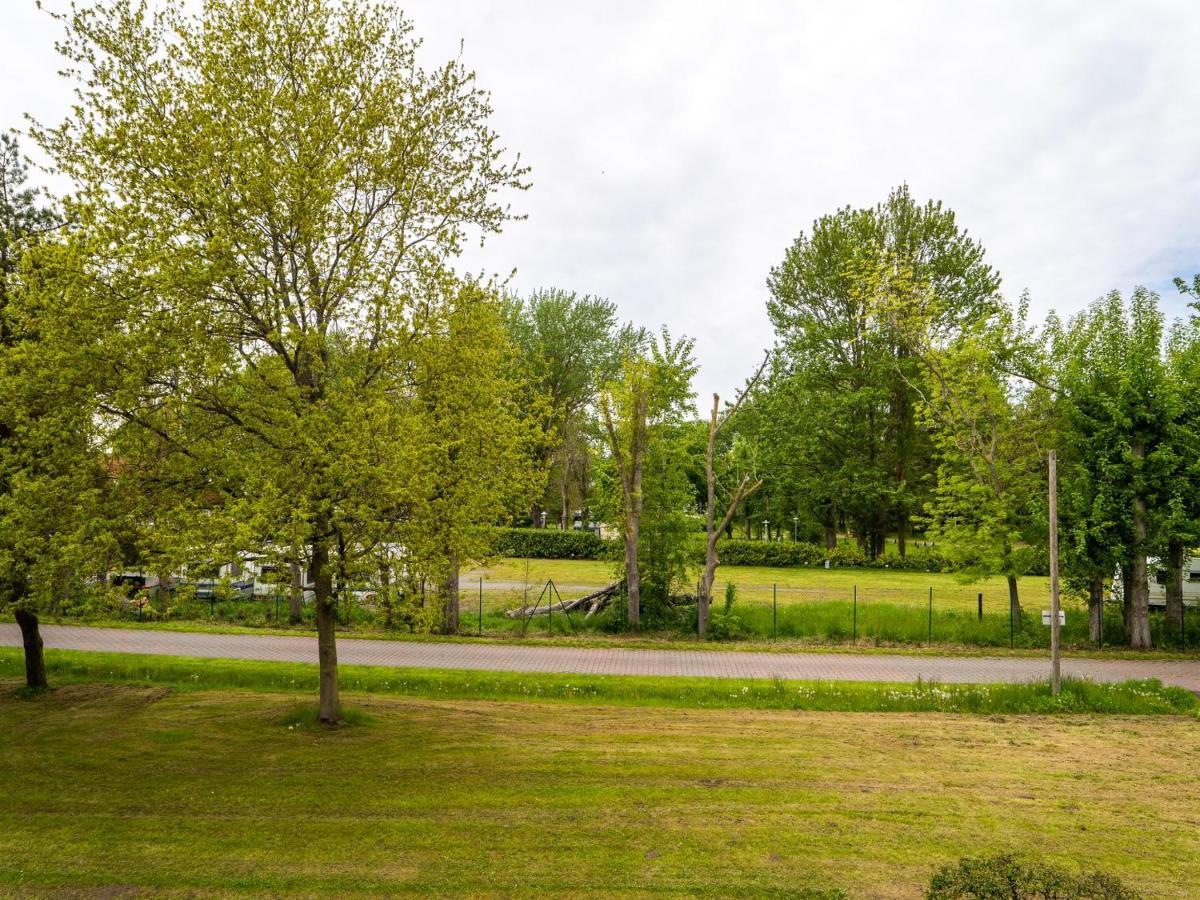 Feriendorf Rugana - Budget Appartement Mit 1 Schlafzimmer C40 Dranske Esterno foto